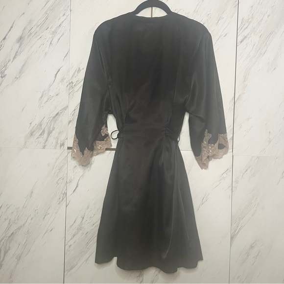 2/$100 Jones New York Black Lace Night Dress Lingerie Robe Set SZ M - Picture 4 of 6